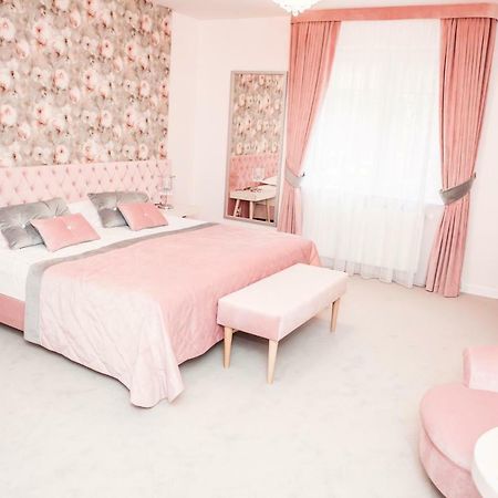 Basniowa Hotel Wyszkow Luaran gambar