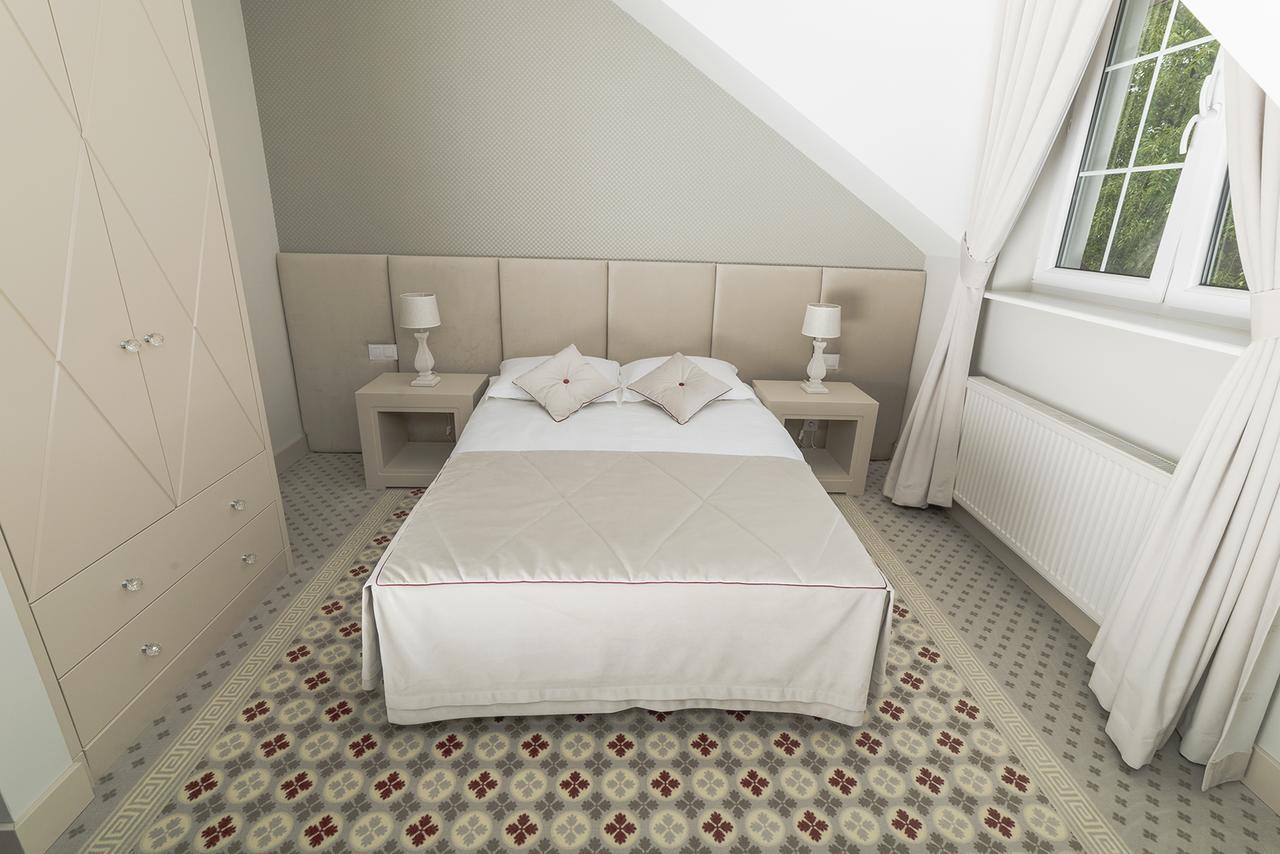 Basniowa Hotel Wyszkow Luaran gambar