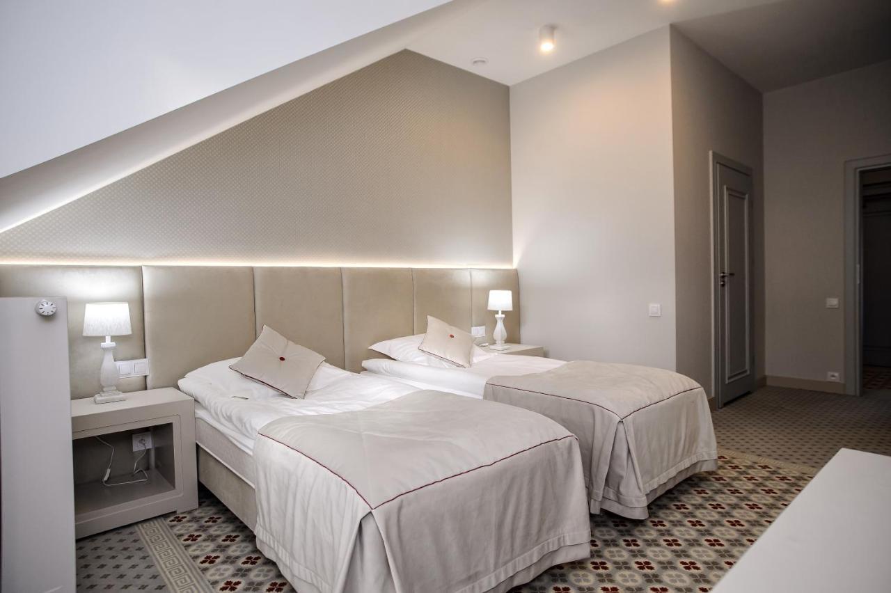 Basniowa Hotel Wyszkow Luaran gambar